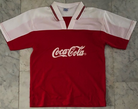 8408-1 € 10,00 coca cola t-shirt rood wit maat M.jpeg